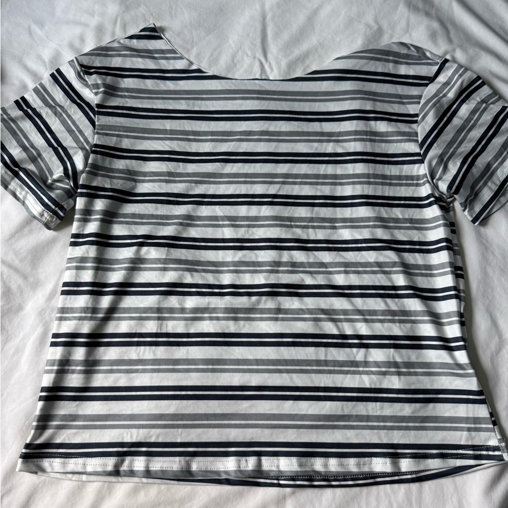 SHEIN Black and White Striped Short Sleeve Tee